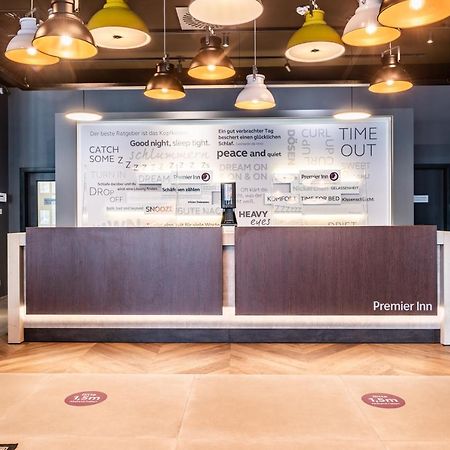 Premier Inn Wuppertal City Centre Exterior foto